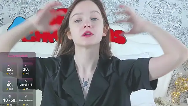 Snapshot of MichelleRoux chatting on December 2025 05:28:01 AM MichelleRoux online show from December 2025 05:28:01 AM