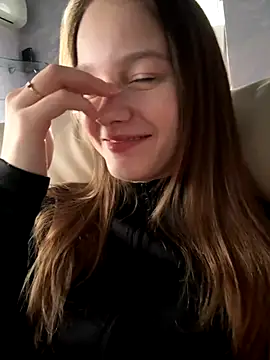 MichelleRoux online show from October 2025 10:50:02 AM