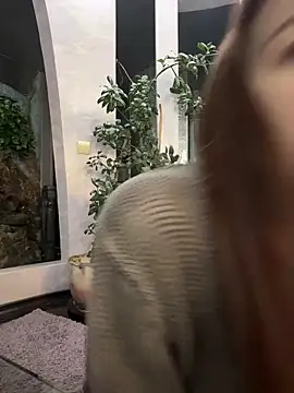 Snapshot of MichelleRoux chatting on November 2025 03:51:02 AM MichelleRoux online show from November 2025 03:51:02 AM