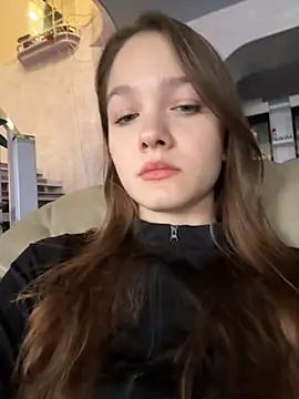 MichelleRoux online show from September 2025 10:36:02 AM