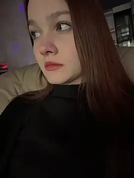 MichelleRoux online show from December 2025 11:13:01 AM