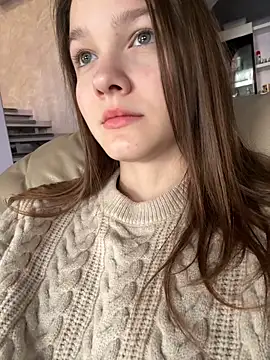 MichelleRoux online show from October 2025 10:28:01 AM