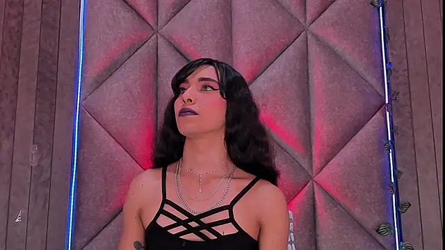 TiffValentinee  online show from November 2025 08:36:01 PM