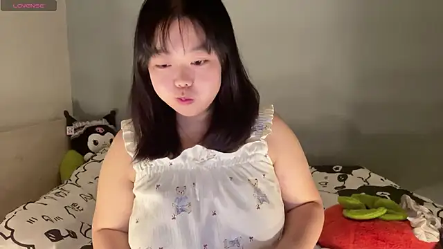 Kittenfishing online show from October 2025 04:28:01 PM