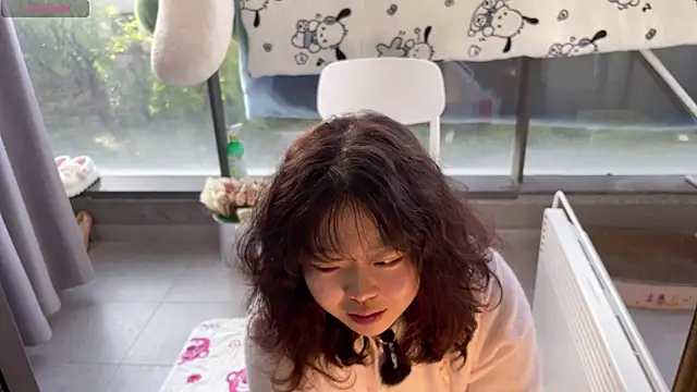 Kittenfishing online show from November 2025 07:41:01 AM