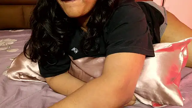 Gulaboo100 online show from November 2025 07:58:02 PM