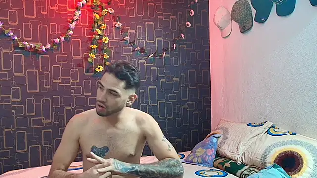 daniquintero03 online show from April 2026 07:22:02 AM
