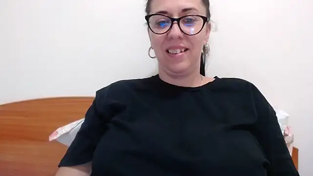 Snapshot of jollene chatting on June 2026 02:12:01 PM jollene online show from June 2026 02:12:01 PM