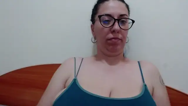jollene online show from May 2026 11:49:02 AM