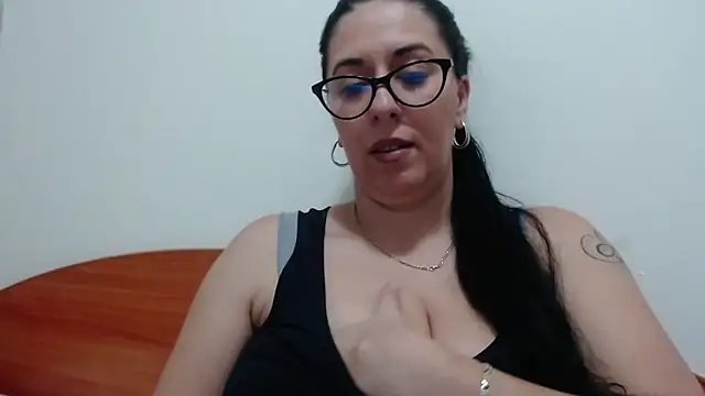 Snapshot of jollene chatting on December 2025 02:16:02 PM jollene online show from December 2025 02:16:02 PM