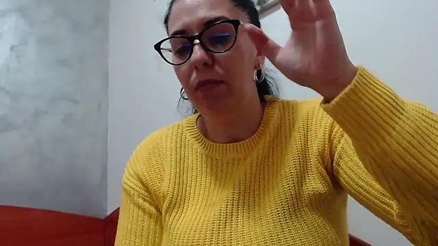 Snapshot of jollene chatting on November 2025 01:59:01 PM jollene online show from November 2025 01:59:01 PM