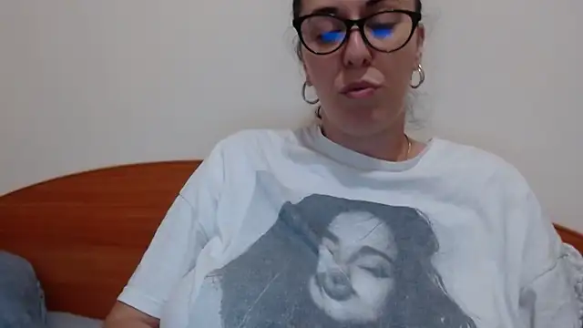 Snapshot of jollene chatting on June 2026 01:38:01 PM jollene online show from June 2026 01:38:01 PM