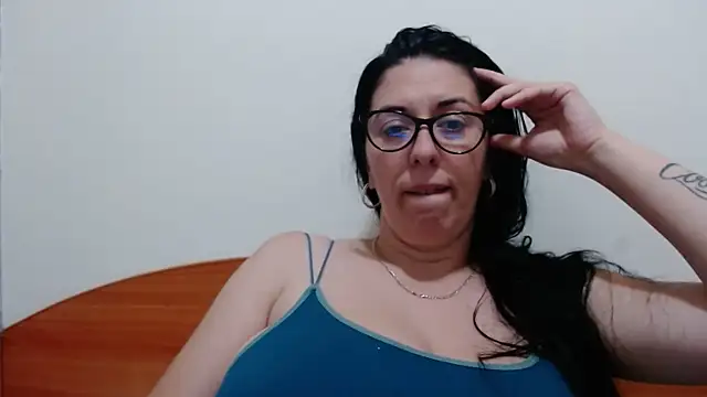 Snapshot of jollene chatting on June 2026 02:06:01 PM jollene online show from June 2026 02:06:01 PM