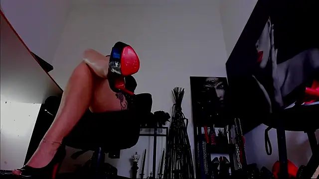 demisweet online show from February 2026 08:03:01 AM