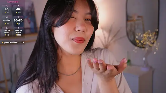 MoiraEger online show from October 2025 05:12:02 PM