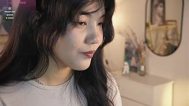 MoiraEger online show from September 2025 04:09:02 PM