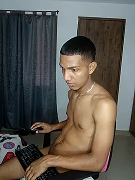 Snapshot of miguelmarcus chatting on September 2025 03:23:01 PM miguelmarcus online show from September 2025 03:23:01 PM