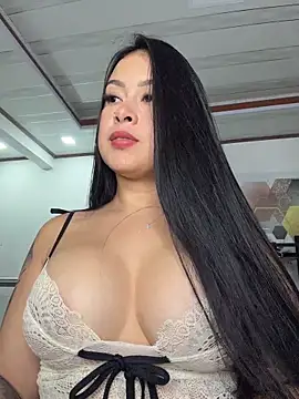 CrisMarulanda online show from February 2026 04:11:02 AM