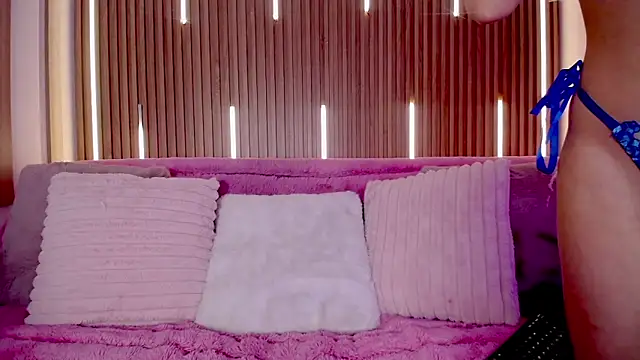 MylaDreams online show from November 2025 03:44:01 AM