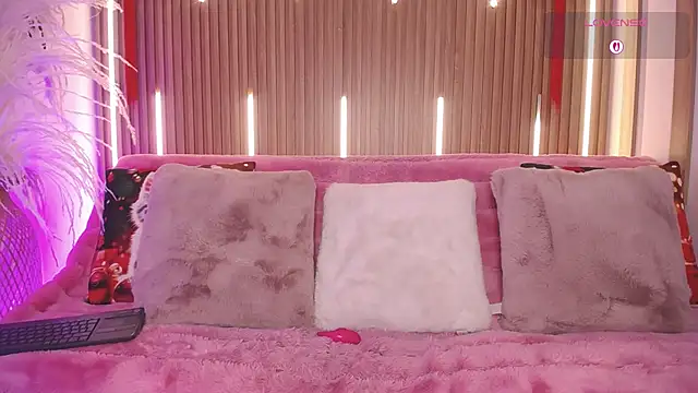 MylaDreams online show from December 2025 03:19:02 AM