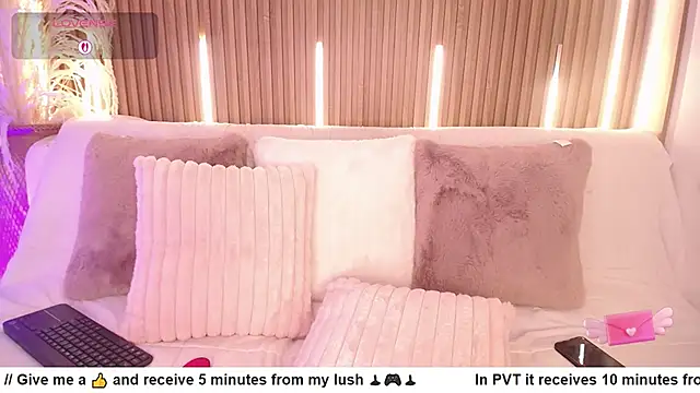 MylaDreams online show from September 2025 03:46:01 AM