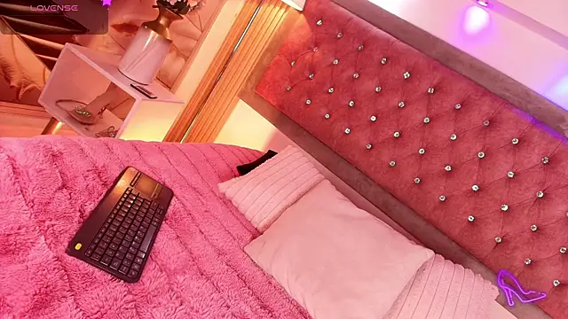 MylaDreams online show from July 2026 03:48:01 AM
