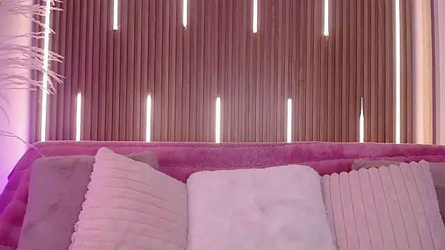 MylaDreams online show from November 2025 03:17:02 AM