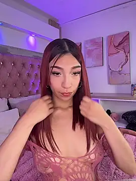 Snapshot of MylaDreams chatting on May 2026 04:01:02 AM MylaDreams online show from May 2026 04:01:02 AM