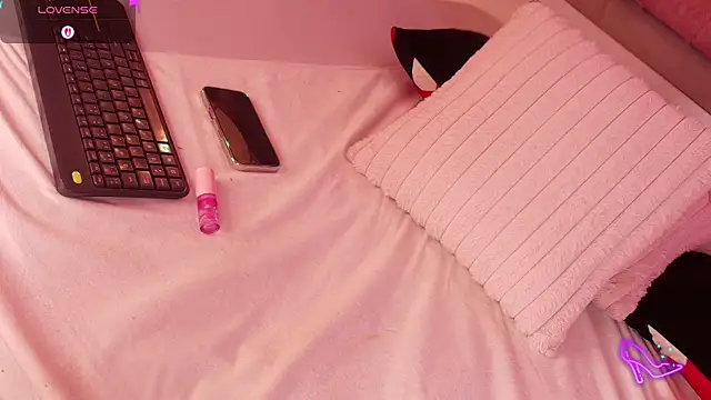MylaDreams online show from July 2026 10:21:02 AM