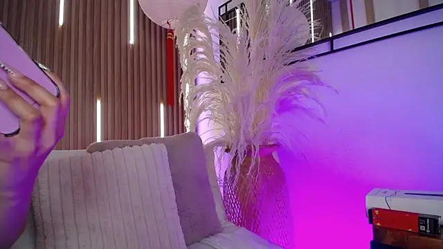 MylaDreams online show from February 2026 03:02:01 AM