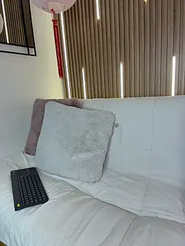 MylaDreams online show from February 2026 03:30:01 AM