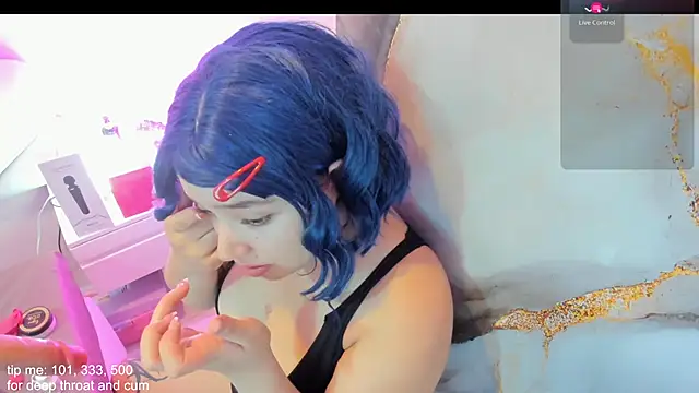 hinata dolly online show from November 2025 10:15:01 AM