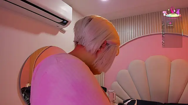 hinata dolly online show from November 2025 11:03:02 AM