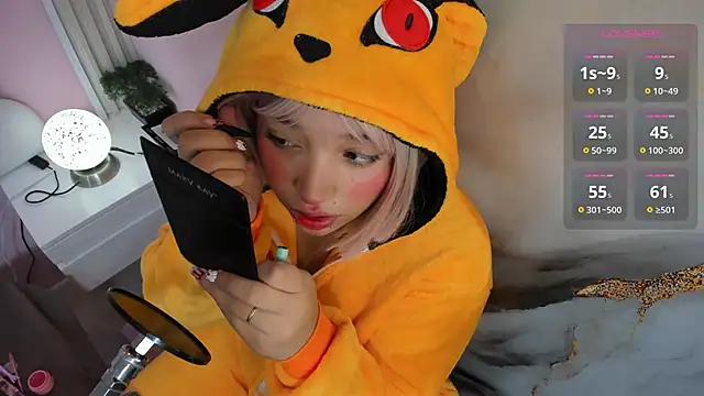 hinata dolly online show from October 2025 08:13:01 AM