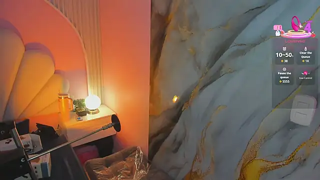 hinata dolly online show from April 2026 11:05:01 AM