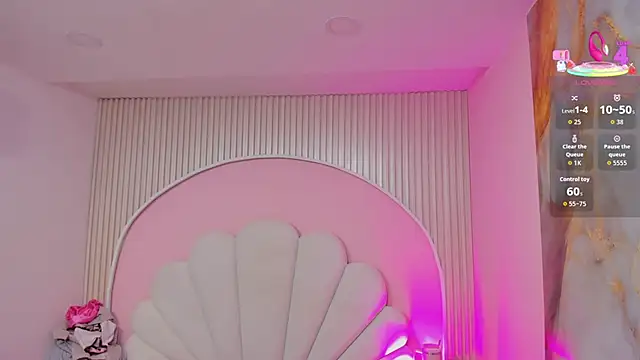 hinata dolly online show from April 2026 11:05:02 AM