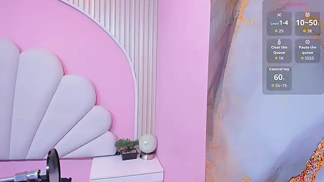 hinata dolly online show from February 2026 10:15:01 AM