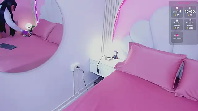 hinata dolly online show from March 2026 10:58:01 AM