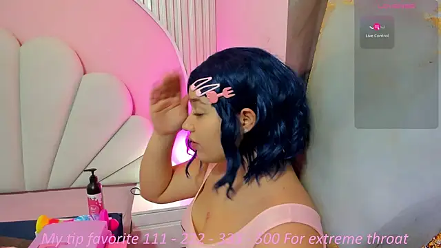 hinata dolly online show from October 2025 11:07:01 AM