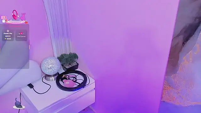 hinata dolly online show from January 2026 11:05:02 AM