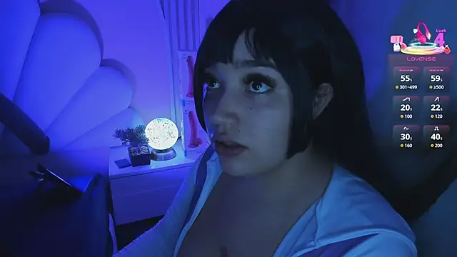 hinata dolly online show from April 2026 11:12:01 AM