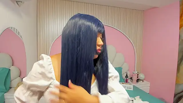 hinata dolly online show from April 2026 11:05:02 AM