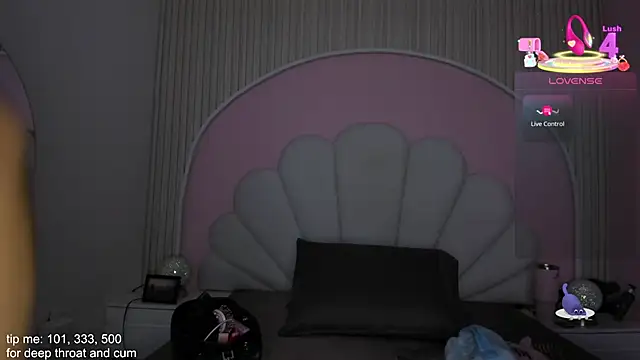 hinata dolly online show from December 2025 10:58:02 AM