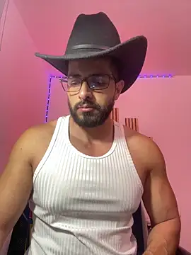 magnumchris online show from May 2026 11:18:02 PM