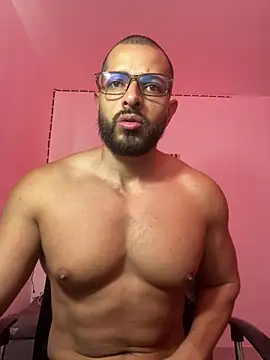 magnumchris online show from April 2026 03:07:02 PM