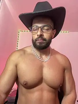 magnumchris online show from May 2026 02:55:02 PM