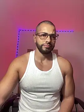 magnumchris online show from April 2026 10:30:01 AM