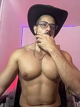 magnumchris online show from May 2026 05:23:02 PM