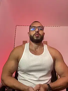 magnumchris online show from May 2026 09:44:02 PM