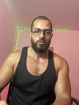 Snapshot of magnumchris chatting on July 2026 08:17:01 PM magnumchris online show from July 2026 08:17:01 PM